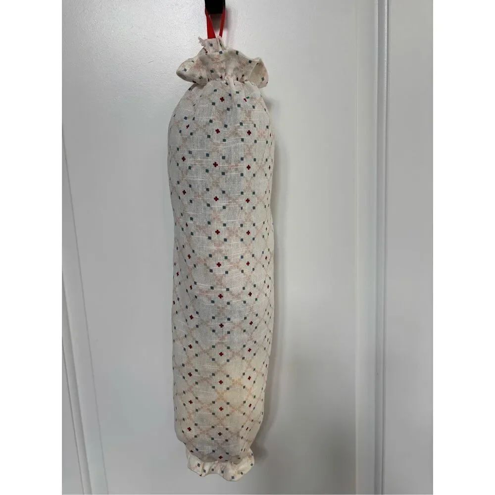 Handmade Plastic Bag Holder- Blocks with design